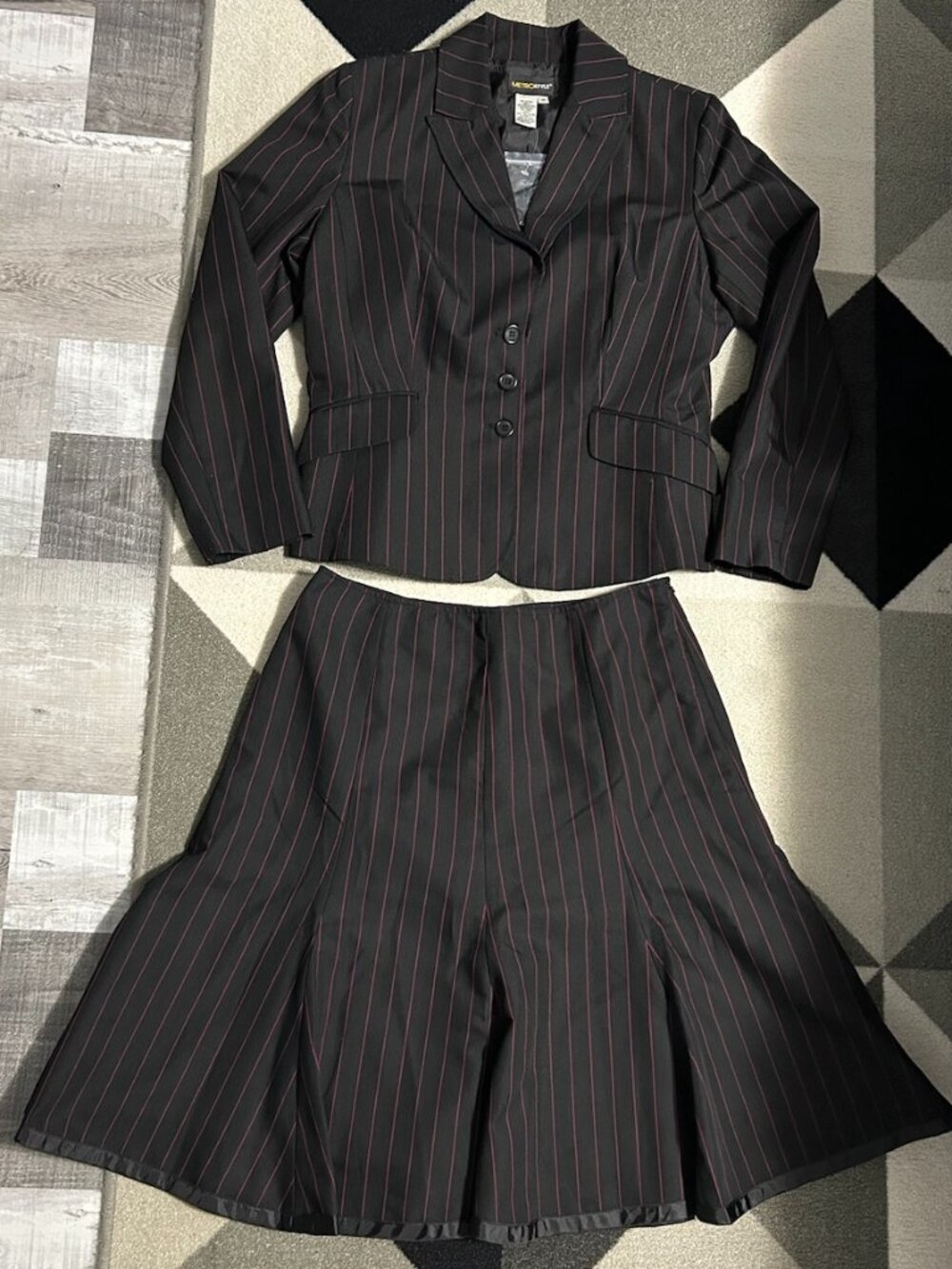 Metro Style ⭐️SET⭐️ Black with Pink Pinstripes Business Skirt Suit Women's 14